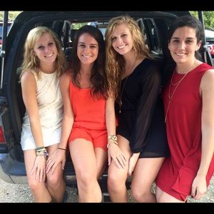 Meet your Posher, Camille