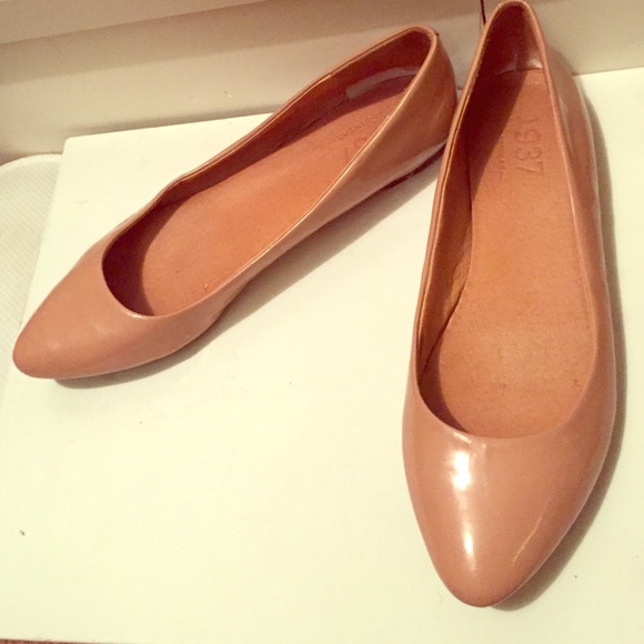 Maxwell Sidewalk Skimmer Flats Nude