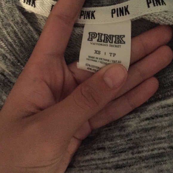 Victoria secret pullover - Picture 2 of 3