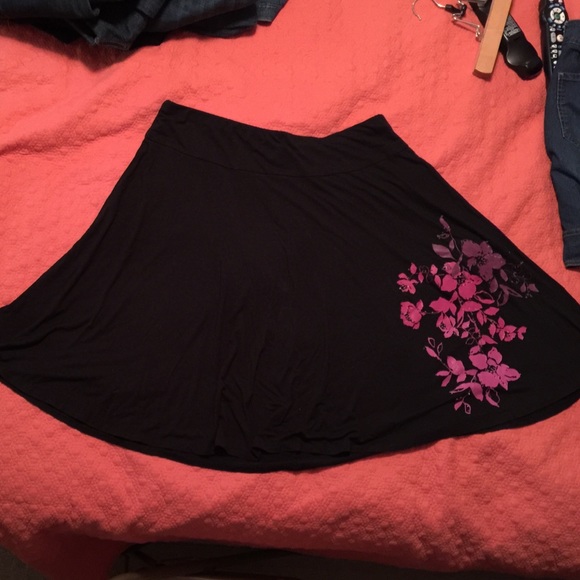 Black stretch skirt with pink/purple flower detail