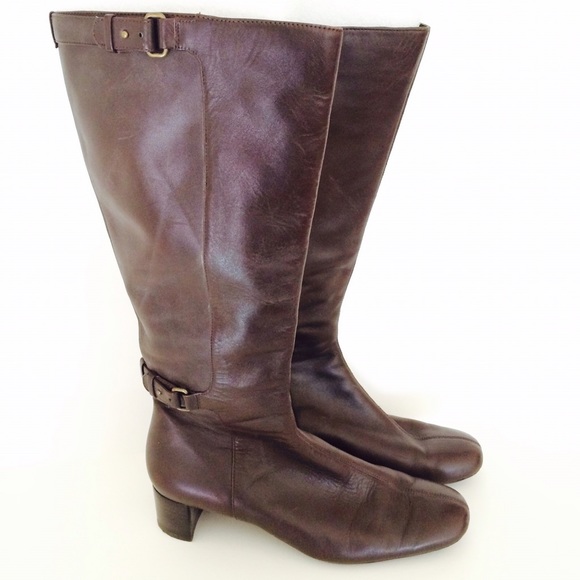 LOFT dark brown boots with buckle detail - Picture 2 of 3