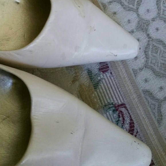 Beige Pumps - Picture 4 of 4