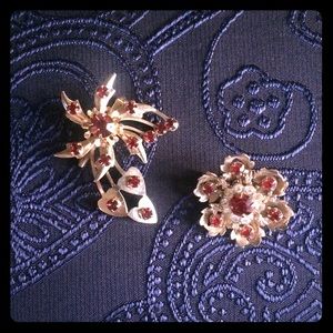 Vintage flower pins