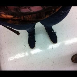 Meet your Posher, Isabel