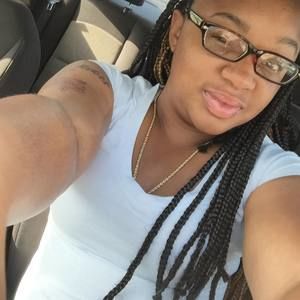 Meet your Posher, Chae