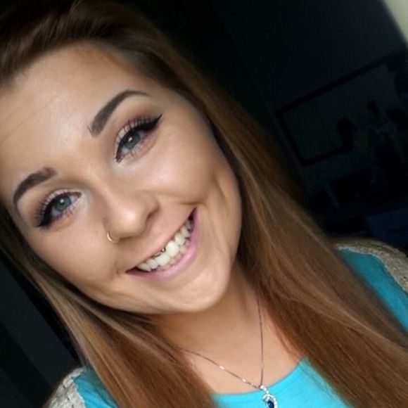 Meet your Posher, Makayla - Picture 1 of 1