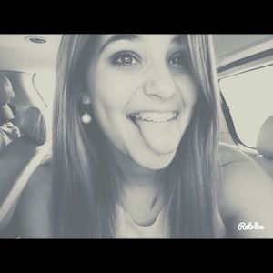 Meet your Posher, Madison