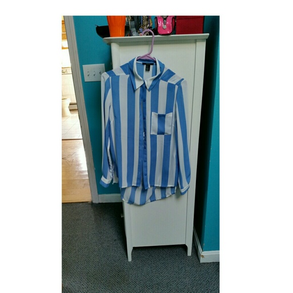 Open back button down
