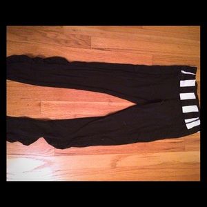 Lulu lemon leggings with pockets and ruffles!!