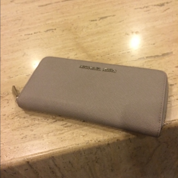 mk wallet Auth