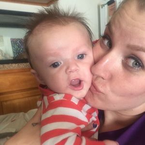 Meet your Posher, Eva