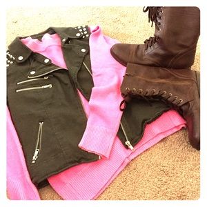 Neon pink Gap sweater