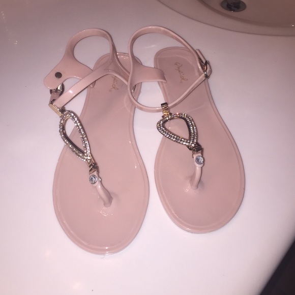 👠👠 almost new pink blingy sandals 👠👠