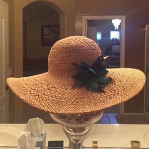 👒 Floppy sun hat 👒