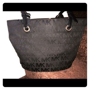 Authentic Michael Kors Shoulder Bag