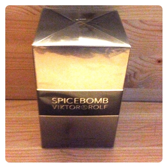 Viktor & Rolf Spicebomb
