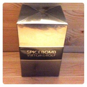 Viktor & Rolf Spicebomb