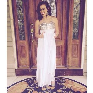 Meet your Posher, Lacey