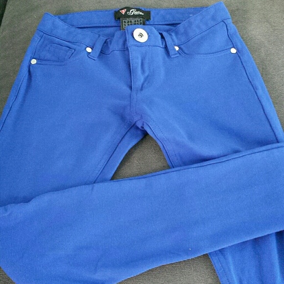Royal blue stretch pants from guess - Picture 2 of 3