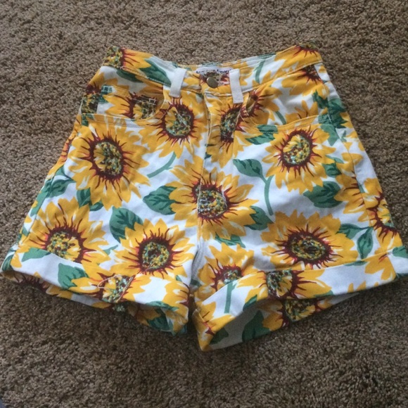 American apparel high waisted sunflower shorts - Picture 1 of 2