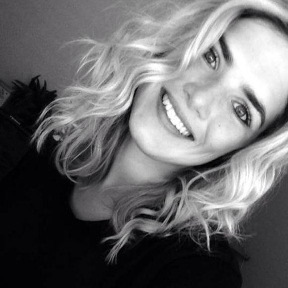 Meet your Posher, Ashley - Picture 1 of 1