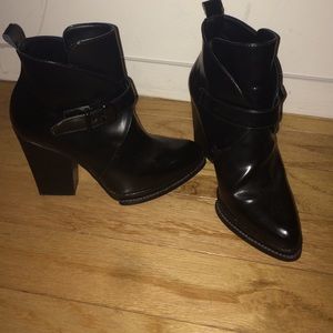Amazing Zara booties