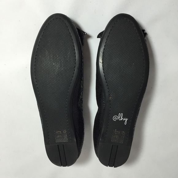 PRADA BLACK CRACKED LEATHER BOW FLATS - 38 - Picture 4 of 4