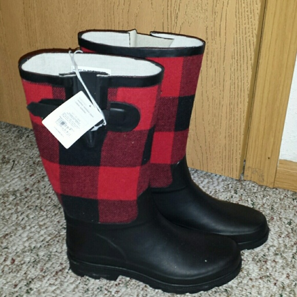 Rain boots