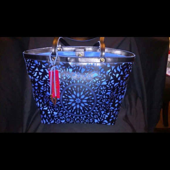 ✨Host Pick ✨ Carlos Santana Tote Handbag