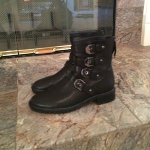 stuart weitzman jitterbug