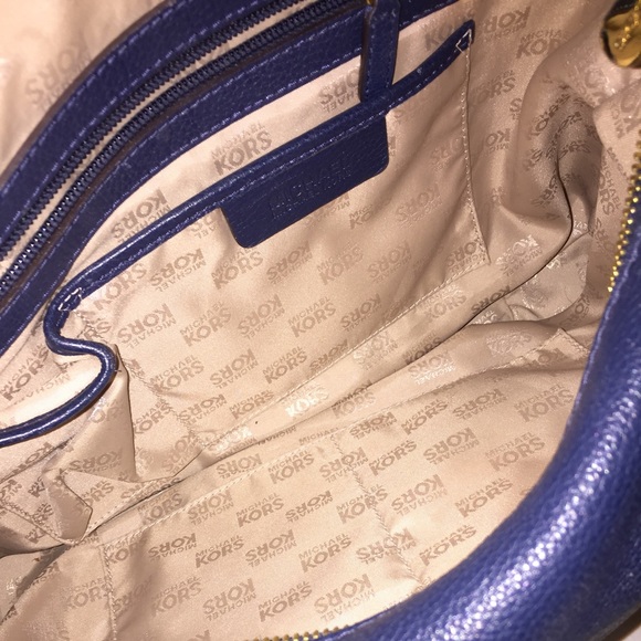 Michael Kors Handbag - Picture 2 of 4