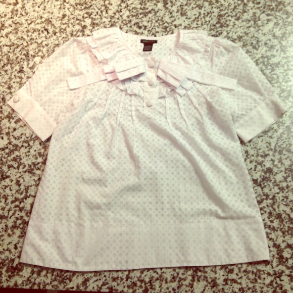 BCBG white top