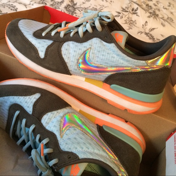 Nike Shoes - Holographic Nikes.