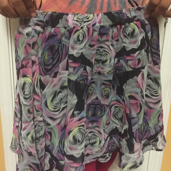 H & M floral skirt