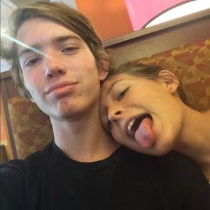 Meet your Posher, Robin