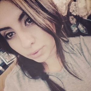 Meet your Posher, Perla