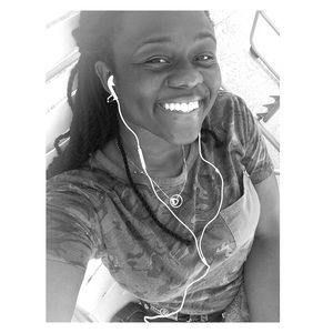 Meet your Posher, Fayola