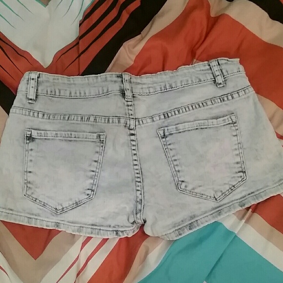 Shorts - Picture 2 of 2
