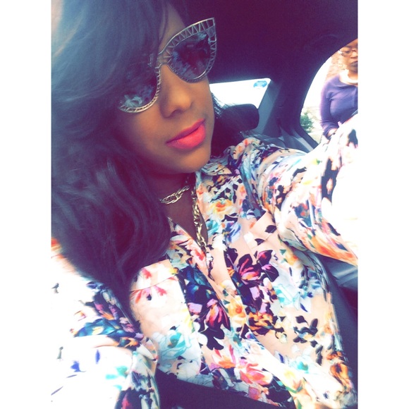 SOLD! - Picture 4 of 4