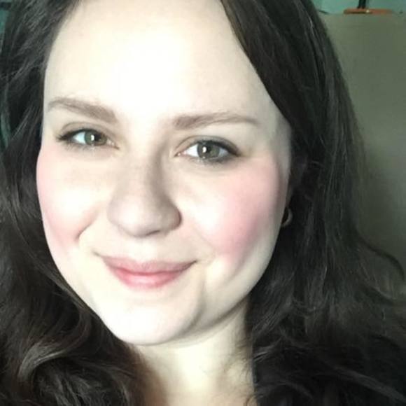 Meet your Posher, Traci