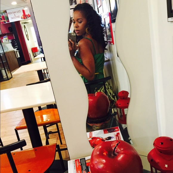 Meet the Posher- Sasha - Picture 3 of 4