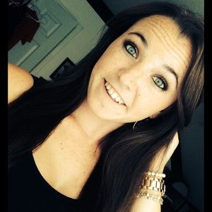 Meet your Posher, Madison