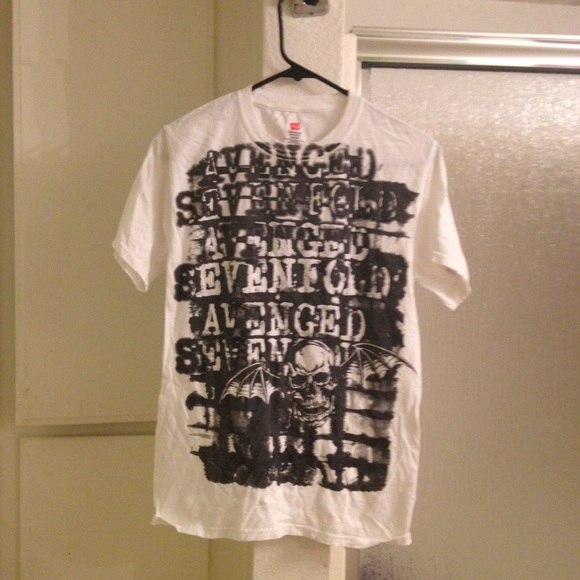 AX7 unisex band tee