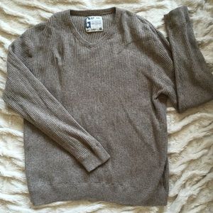 PRICE DROP 💖🙀 GAP Men's sweater