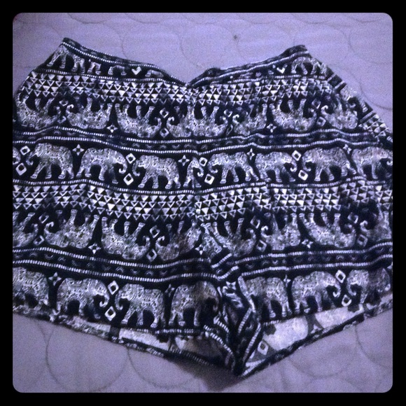 Mudd Pants - Shorts