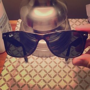 Ray Ban new wayfarer, tortoise - Used condition