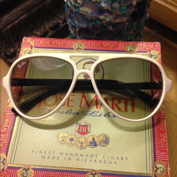 White acrylic Ray Ban Aviators