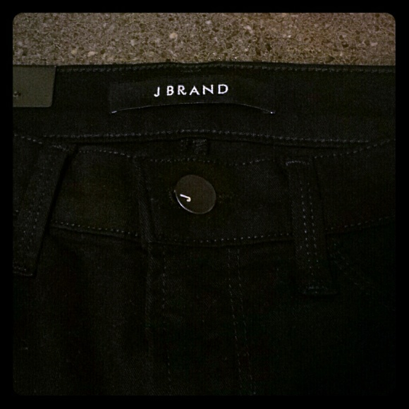 NWT J Brand Mid Rise Capri Jeans