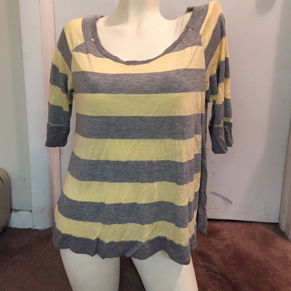 Cream yellow and grey top