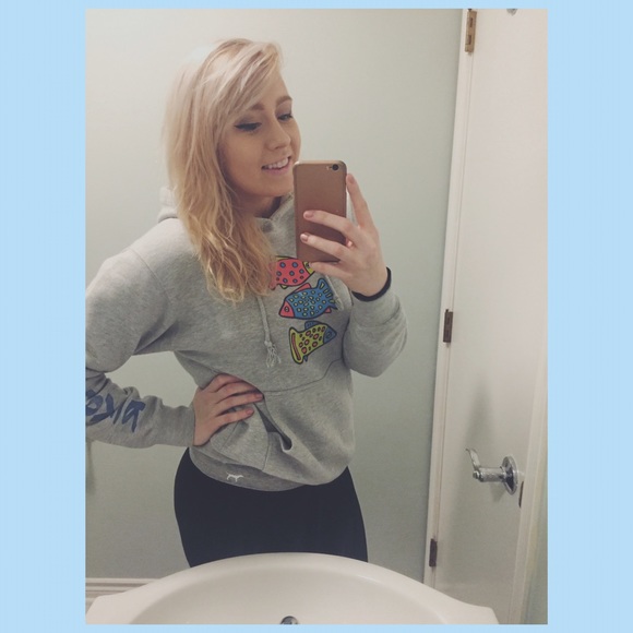 Meet your Posher, Allie - Picture 1 of 1